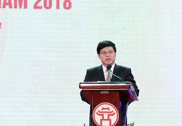 nhung guong mat thu khoa xinh dep tai gioi duoc vinh danh