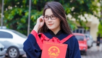 cau hoc tro lop 10 san hoc bong 300 trieu dong