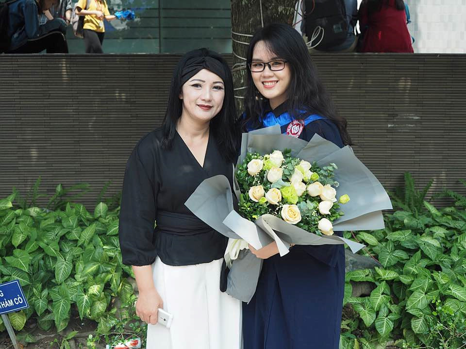 cuu sinh vien ngoai thuong xinh dep nhan 3 hoc bong thac si o my