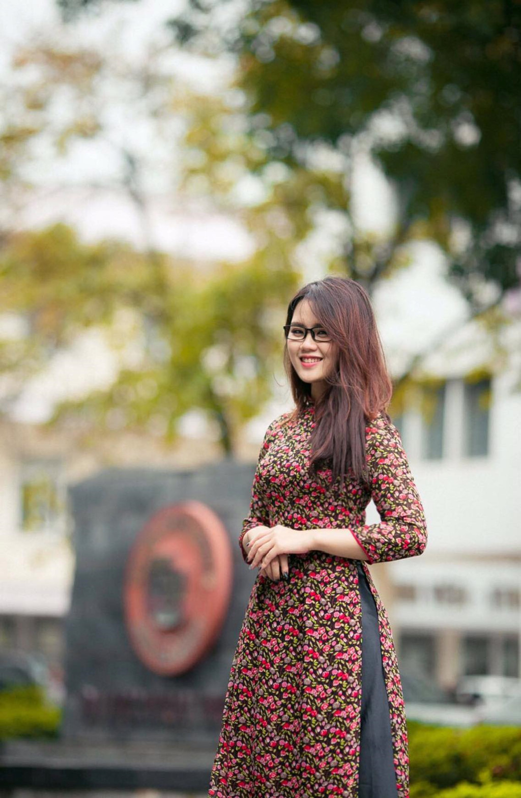 cuu sinh vien ngoai thuong xinh dep nhan 3 hoc bong thac si o my