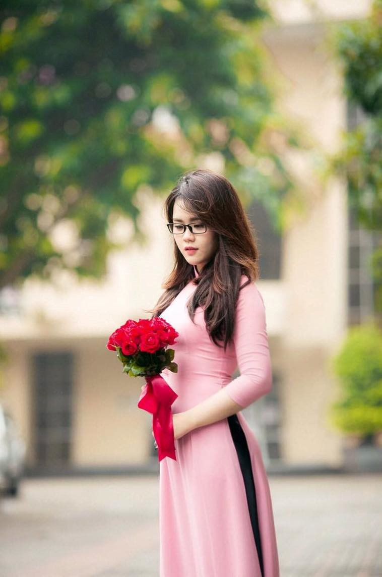 cuu sinh vien ngoai thuong xinh dep nhan 3 hoc bong thac si o my