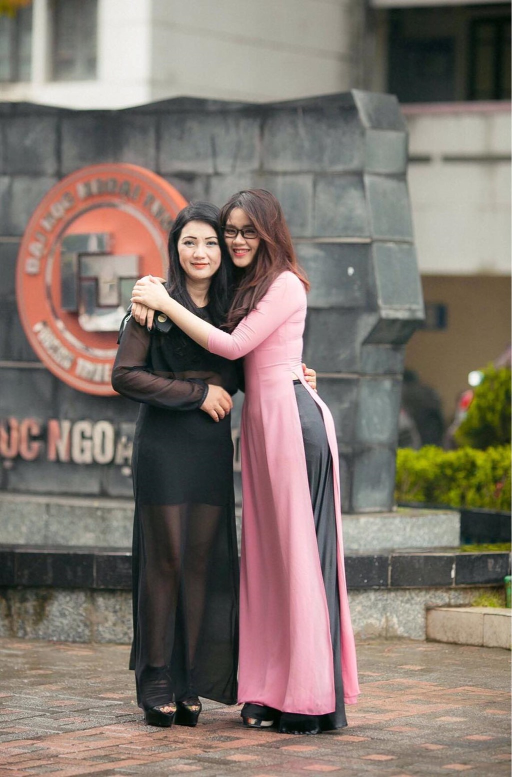 cuu sinh vien ngoai thuong xinh dep nhan 3 hoc bong thac si o my