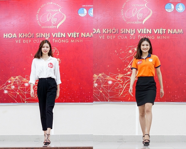 cuoc chien nhan sac cua cac nu sinh hutech tham gia hoa khoi sinh vien viet nam 2018
