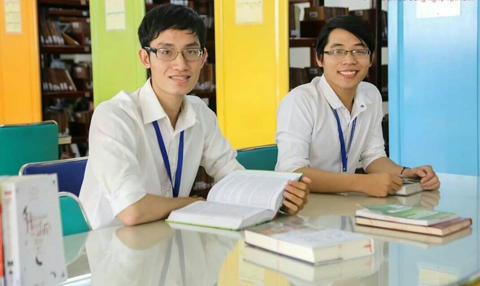Hai sinh viên nhận giải lớn đề tài khởi nghiệp nhờ 'học kém môn Lịch sử' hai sinh vien nhan giai lon de tai khoi nghiep nho hoc kem mon lich su