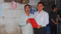 ĐH Giao thông vận tải TP HCM cấp bằng tốt nghiệp cho sinh viên vừa qua đời vì bệnh hiểm nghèo