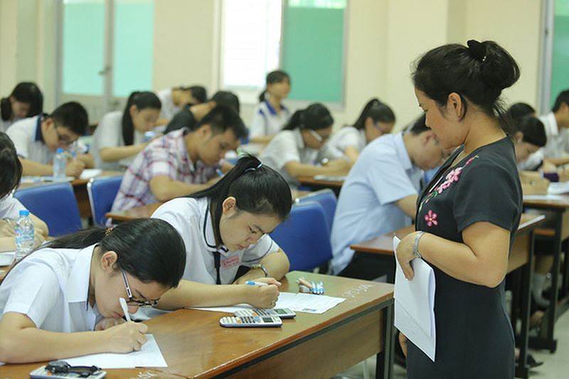 giao vien mo ho ve phan gioi han kien thuc trong ky thi quoc gia 2019