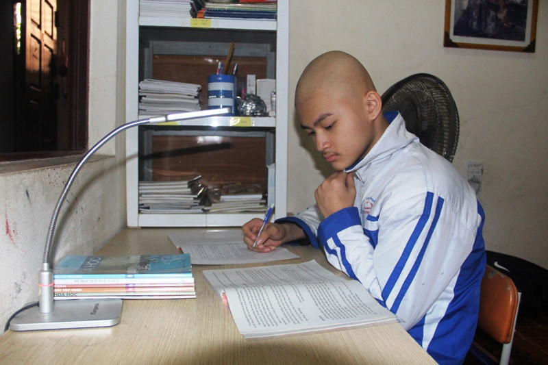 thanh hoa cau hoc tro ung thu xuong va uoc mo den truong bang chan gia
