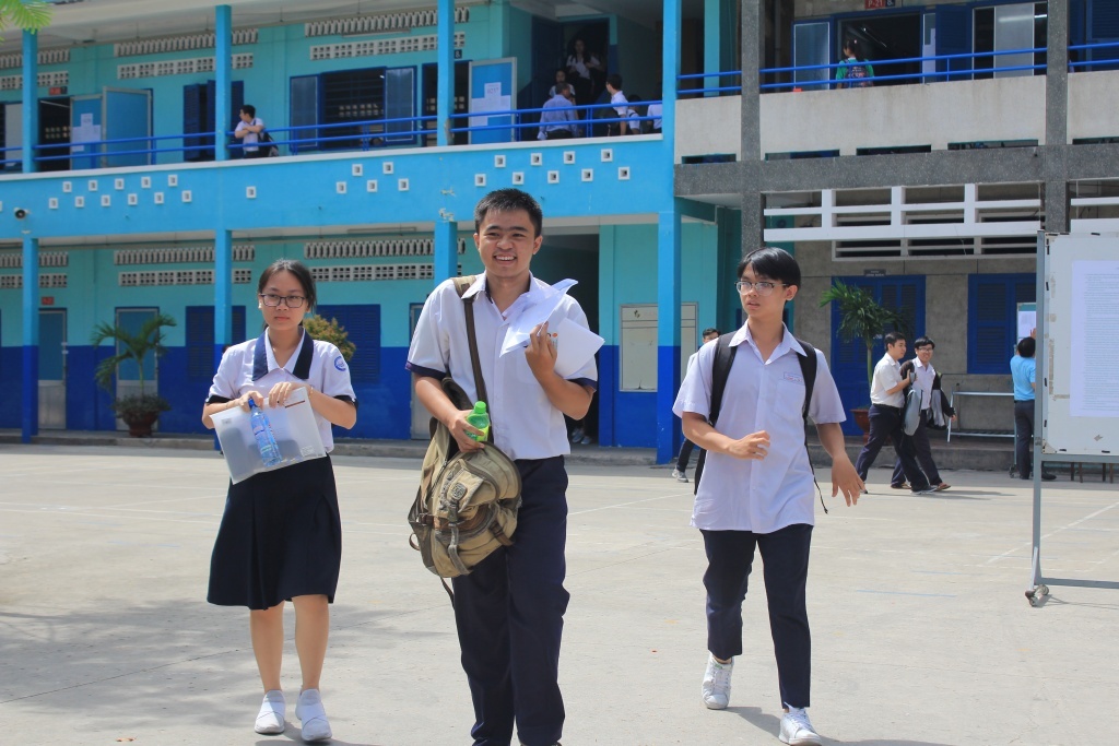 tuyen sinh nam 2019 dh kinh te luat tuyen sinh 1840 chi tieu