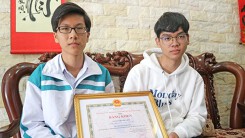 Hai cậu học trò sáng chế thiết bị cảnh báo lũ, sạt lở đất