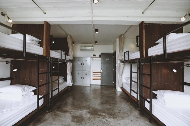 trai nghiem hostel co view ngam canh hoang hon dep nhat dao ngoc phu quoc