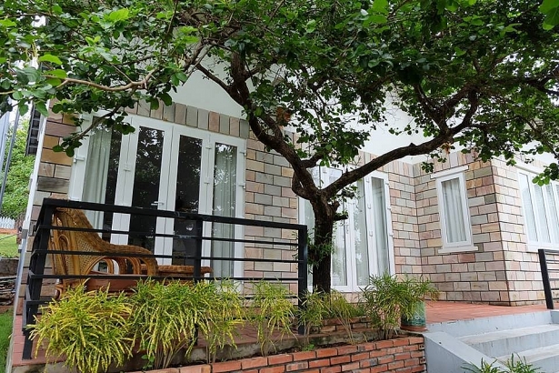 trai nghiem hostel co view ngam canh hoang hon dep nhat dao ngoc phu quoc