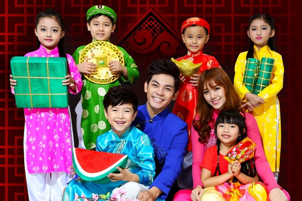 Hoa hậu Hòa bình Quốc tế đến Việt Nam tham dự Hội xuân văn nghệ sĩ hoa hau hoa binh quoc te den viet nam tham du hoi xuan van nghe si