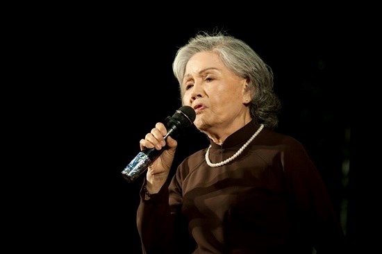 nghe si thanh loc va chuyen chua ke ve sau nu ut bach lan