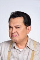 nsut huu chau co dien vien hau due mat troi khong le phep voi toi
