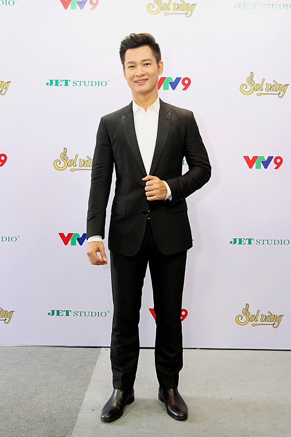 danh ca hoa mi nhac cua tu cong phung rat kho hat