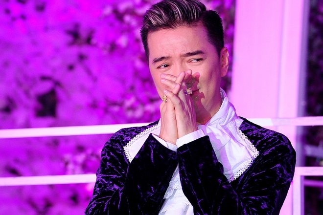 ca si ho ngoc ha chung ta song de vua long nguoi khac quen roi