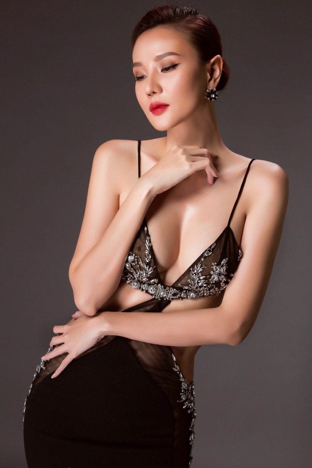 duong yen ngoc phu nu muon dep hay song hien lanh