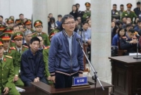 nhung hinh anh to trum buon lau go phuong rau