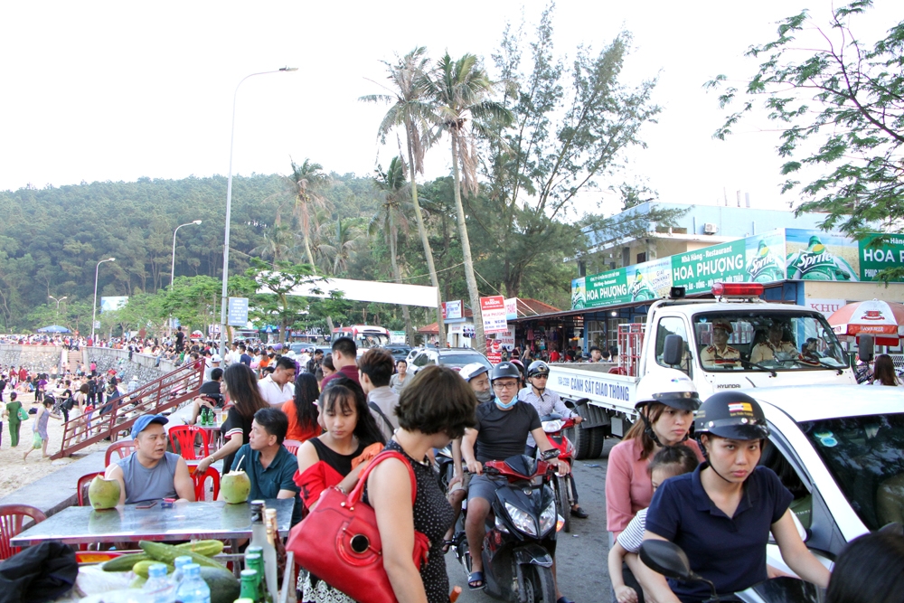 ngay dau ky nghi le bien do son giam nong so voi moi nam