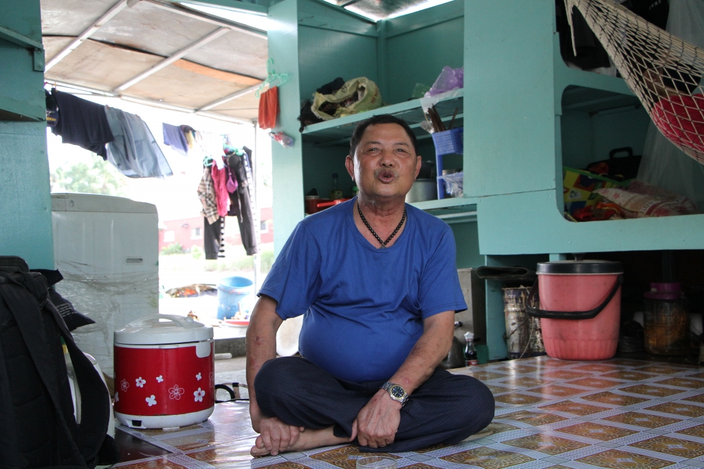 xom chai ngheo mang nghiep cuop com ha ba