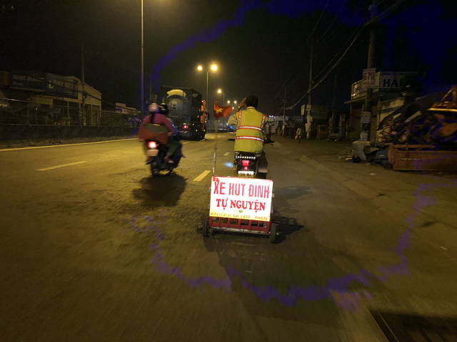 nguoi dan ong deu dan di hut dinh tu 4h sang o sai gon