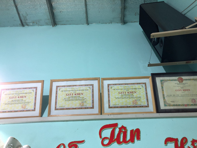 nguoi dan ong deu dan di hut dinh tu 4h sang o sai gon