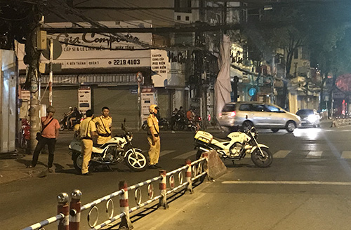 tram canh sat dot kich nha hang thac loan bac nhat sai gon