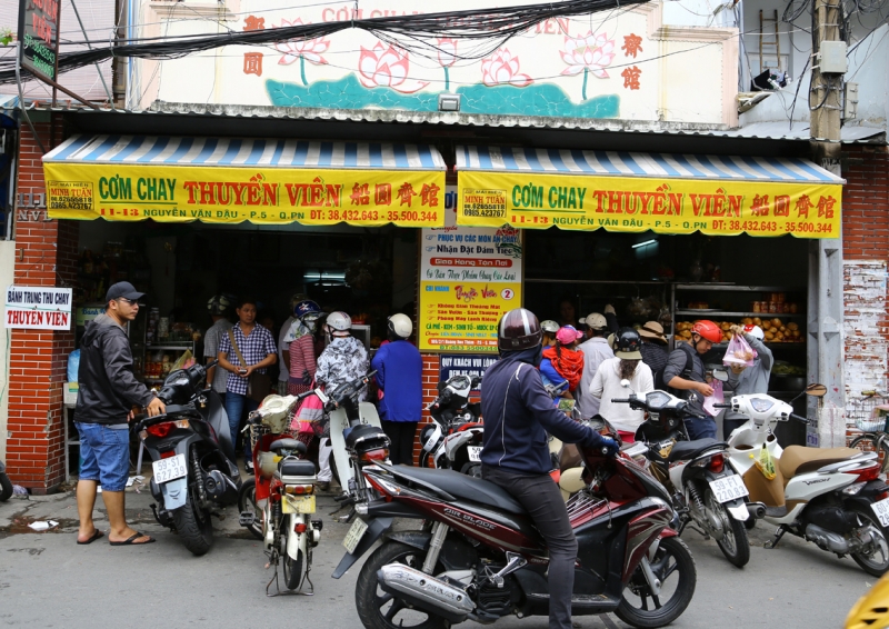Cơm chay đắt khách ngày Lễ Vu Lan com chay dat khach ngay le vu lan