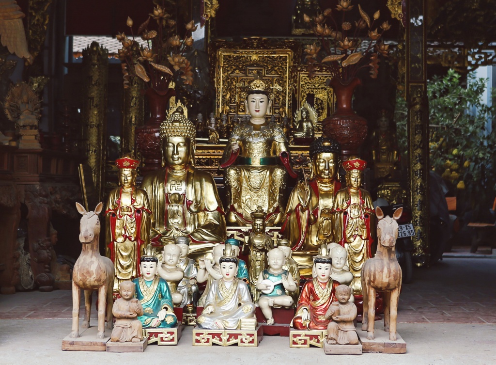 son dong lang nghe tac tuong noi tieng o ha noi