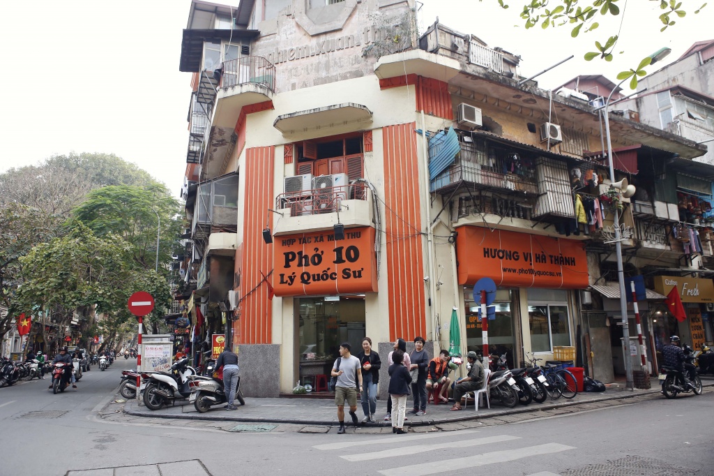 mon ngon ha noi check in pho am thuc ly quoc su