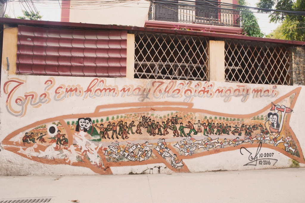 Lạc về thời kỳ 'ông bà anh' ở 'xóm bích họa' giữa lòng Hà Nội binh yen o xom bich hoa giua long ha noi