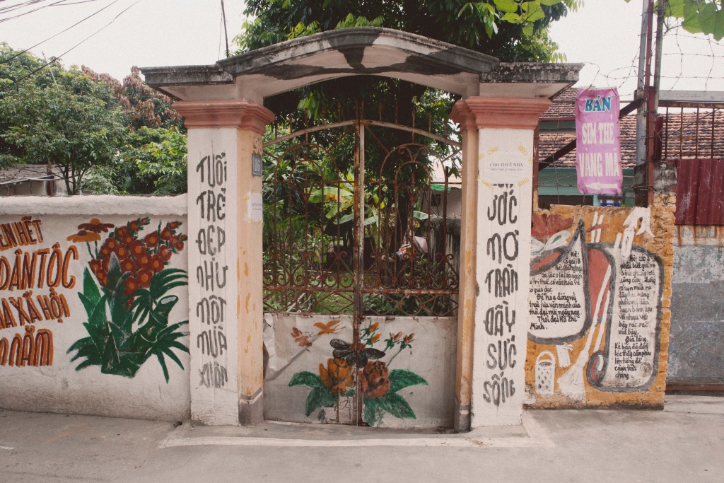 Lạc về thời kỳ 'ông bà anh' ở 'xóm bích họa' giữa lòng Hà Nội binh yen o xom bich hoa giua long ha noi