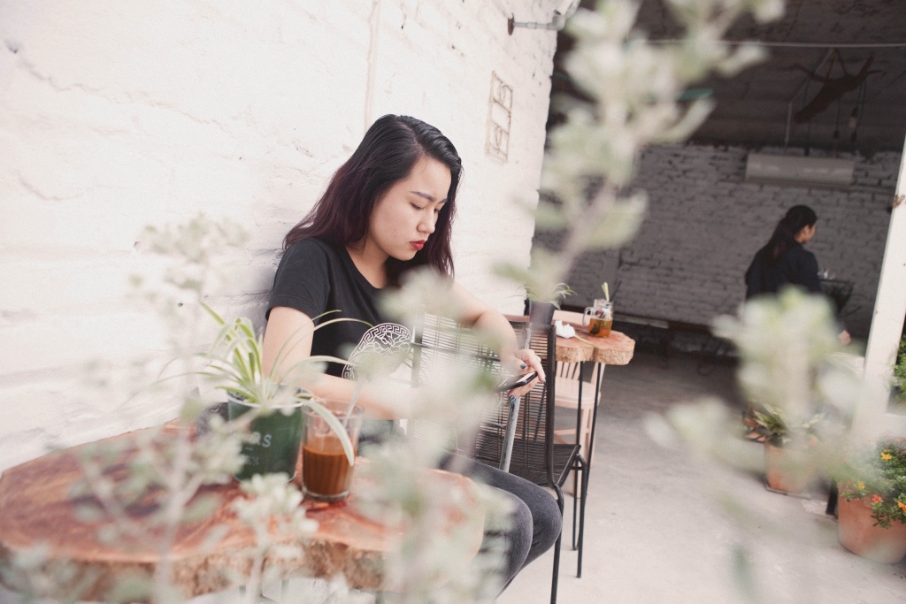 ca phe o 247 me met voi 2 khong gian vua hoai co vua sang tao