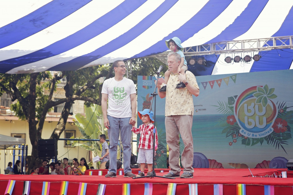 mot ngay lac buoc tren hon dao yeu thuong bubu