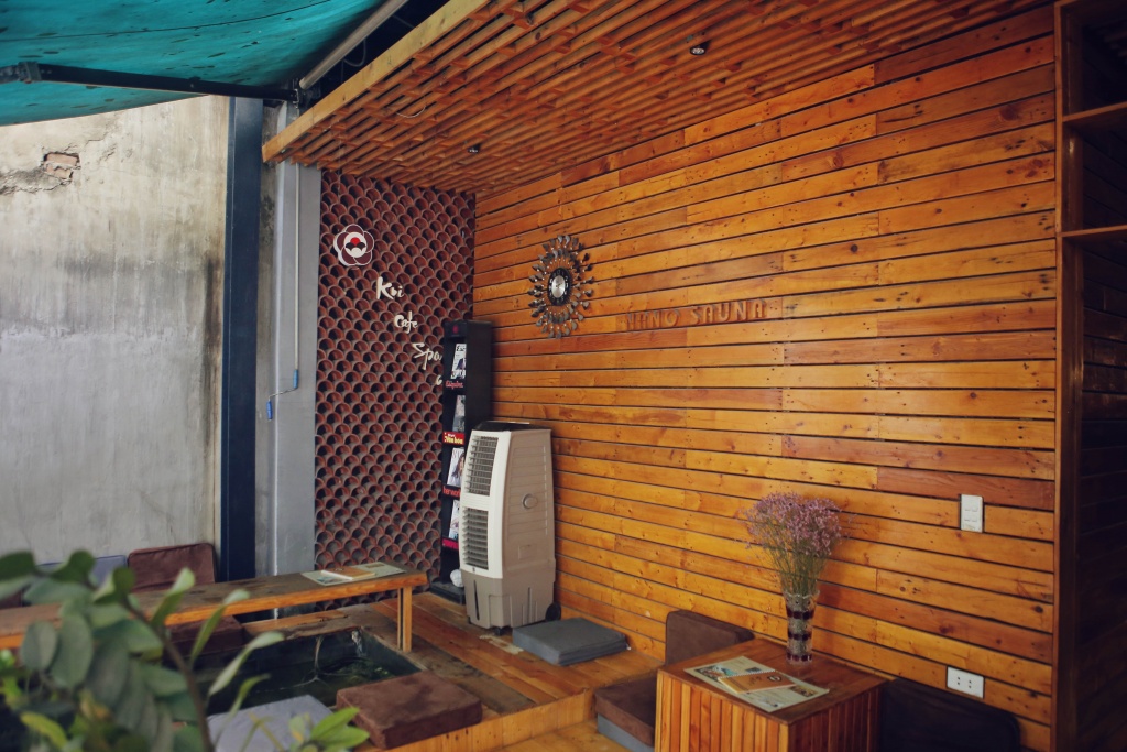 koi cafe spa doc dao voi trai nghiem uong ca phe va massage ca