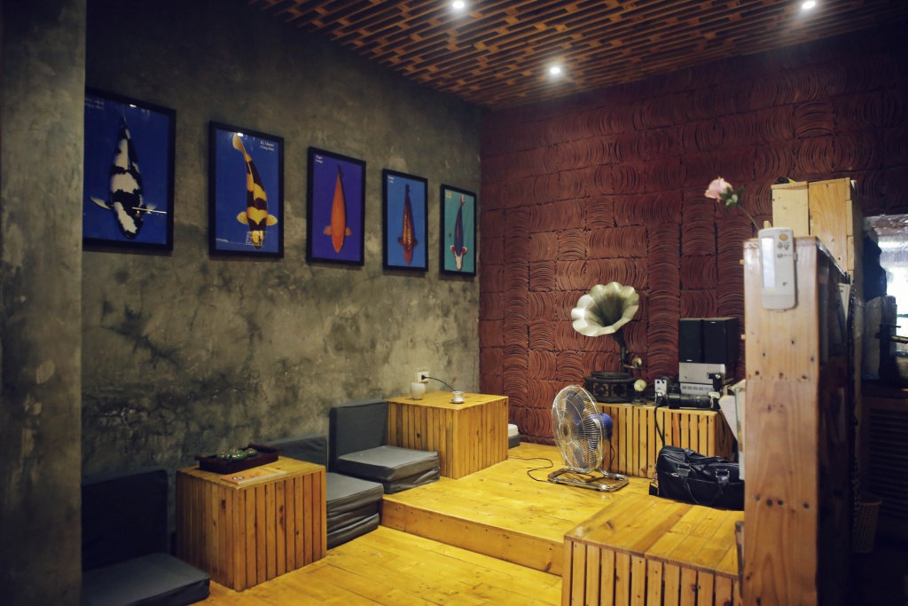 koi cafe spa doc dao voi trai nghiem uong ca phe va massage ca