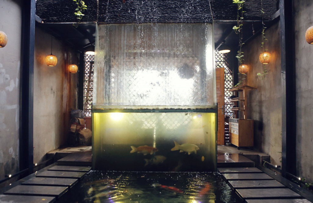 koi cafe spa doc dao voi trai nghiem uong ca phe va massage ca