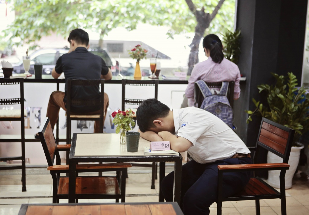 Có một Thư viện cà phê bình yên giữa lòng Hà Nội co mot thu vien ca phe binh yen giua long thu do