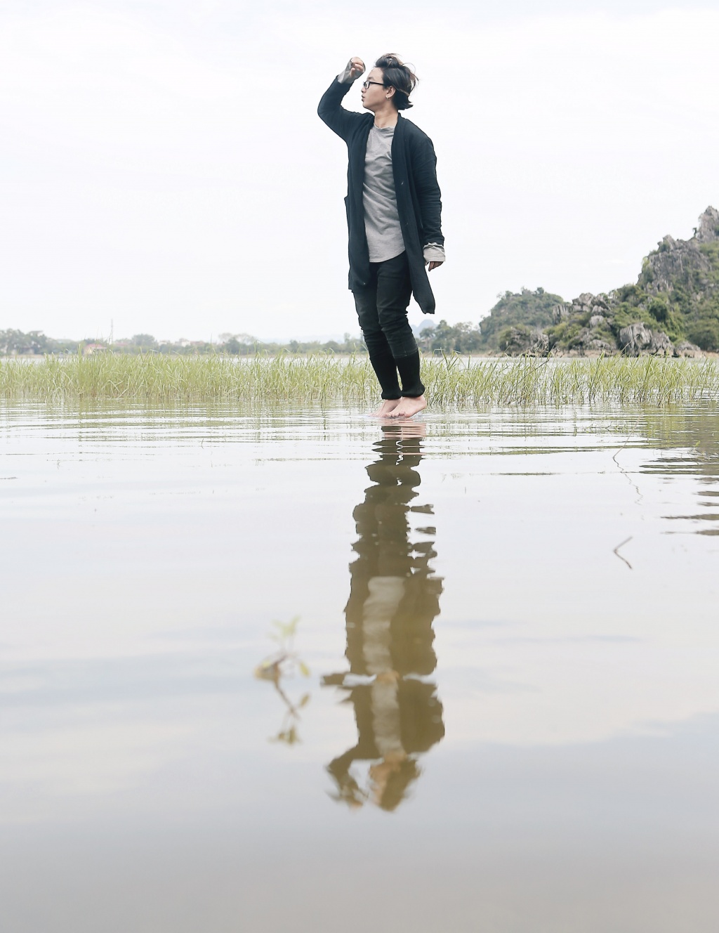 hoang dung the voice co don trong canh dong chieu