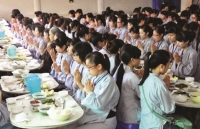 qua ram thang 7 am co phai tiep tuc kieng ki thang co hon