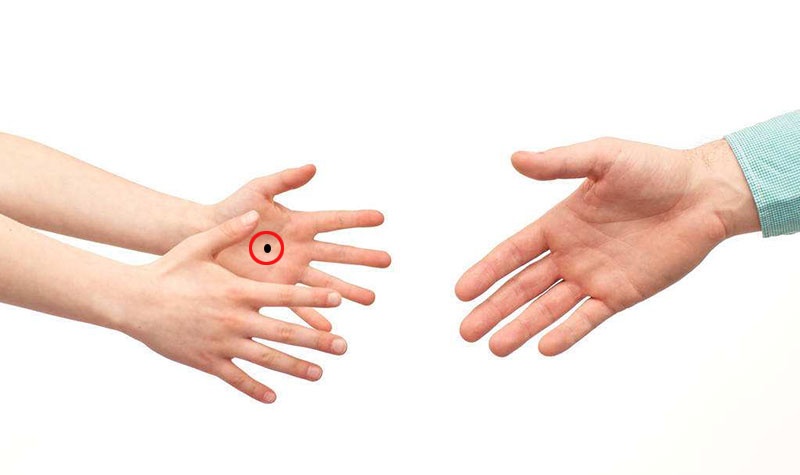 Bật mí nốt ruồi phú quý trên cơ thể giúp trẻ bình an hưởng phúc dài lâu bat mi not ruoi phu quy tren co the giup tre binh an huong phuc dai lau