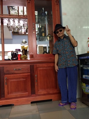 bo anh 50 nam ngay cuoi gay sot cong dong mang va chuyen tinh dep nhu phim cua ong ba anh
