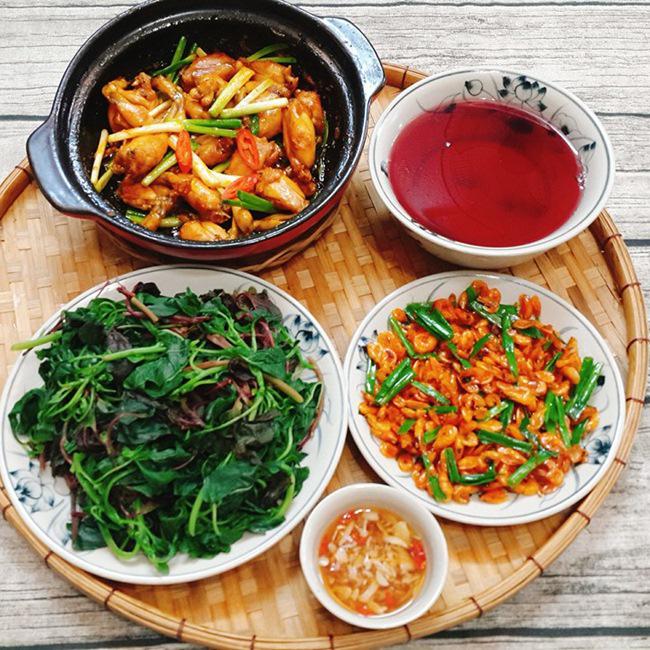 Bà nội trợ 2 con chia sẻ những mâm cơm tuyệt ngon ai cũng phải thèm thuồng ba noi tro 2 con chia se nhung mam com tuyet ngon ai cung phai them thuong