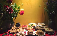 Lặng người trước mâm cơm sáng mùng 1 Tết ở nhà đại gia phố núi