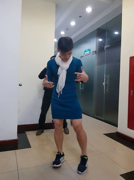 dan mang dong loat thuc hien loi hua voi u23 viet nam truoc tran dau