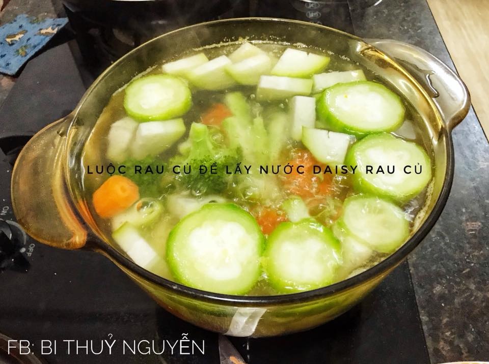 thuc don an dam kieu nhat 30 ngay dau cua em be 6 thang tuoi