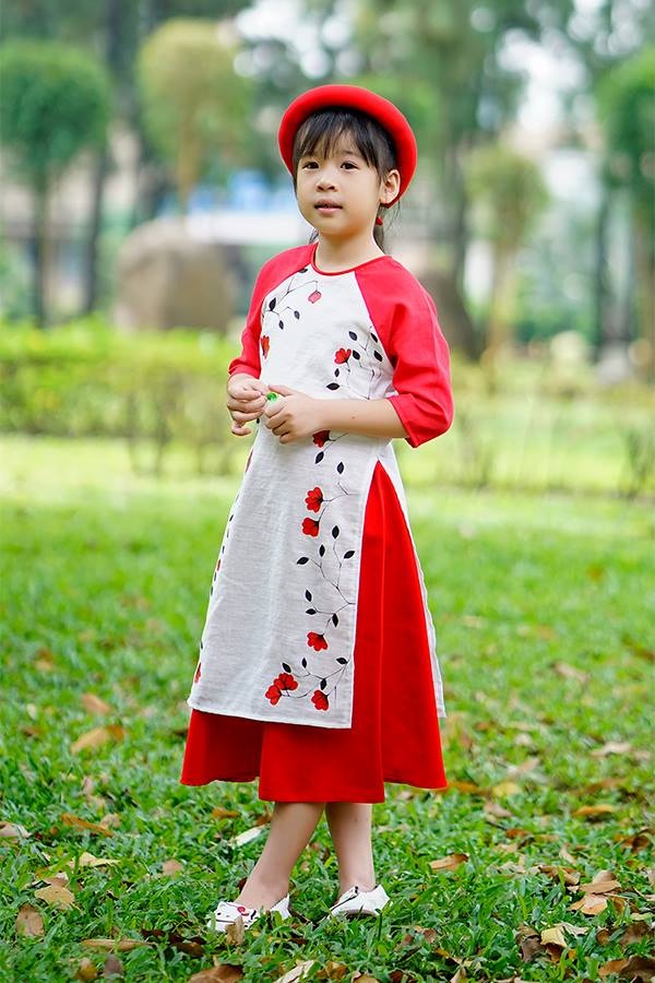 Mua áo dài cho bé ở đâu đẹp đón Tết Nguyên đán 2019? mua ao dai cho be o dau dep don tet nguyen dan 2019