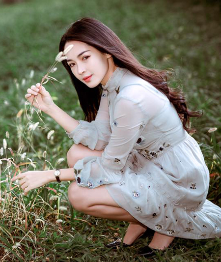 doi sang trang cua co gai nam dinh xau xi hoa thanh my nhan
