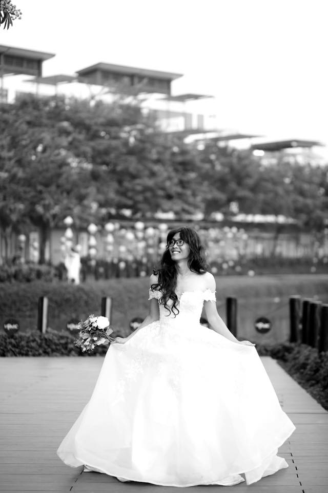 bo anh cuoi chu re hot girl co dau boy ngau gay sot cu dan mang