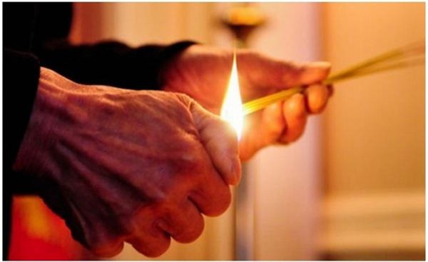 Không nên thắp hương thờ cúng sau 23 tháng Chạp để tránh điều không may? khong nen thap huong tho cung sau 23 thang chap de tranh dieu khong may